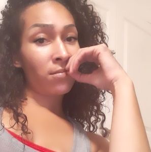 Meet your Posher, Whitney